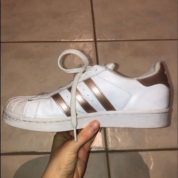 ADIDAS SUPERSTARS - Picture 2 of 4